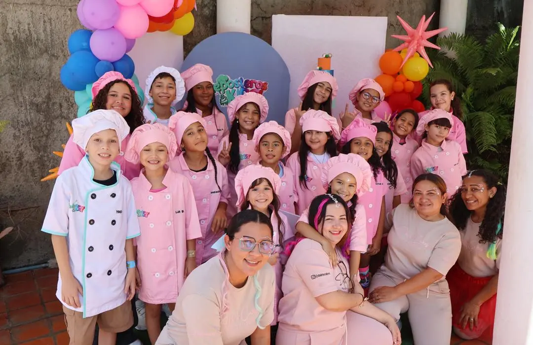 Grupo de niños en la edición anterior de Reposteros Kids